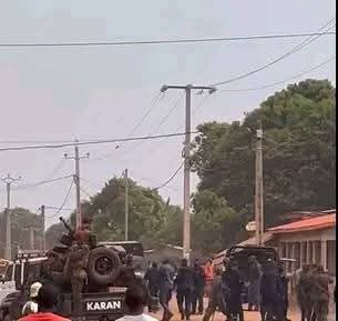 Kérouané : manifestation contre WCS et Rio Tinto autour du mégaprojet Simandou.