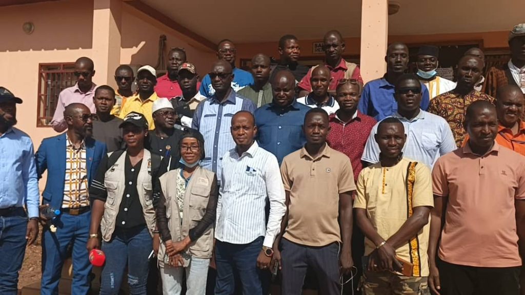la Haute Autorité de la Communication sonne l’alarme à Siguiri et met les journalistes face à leurs responsabilités.