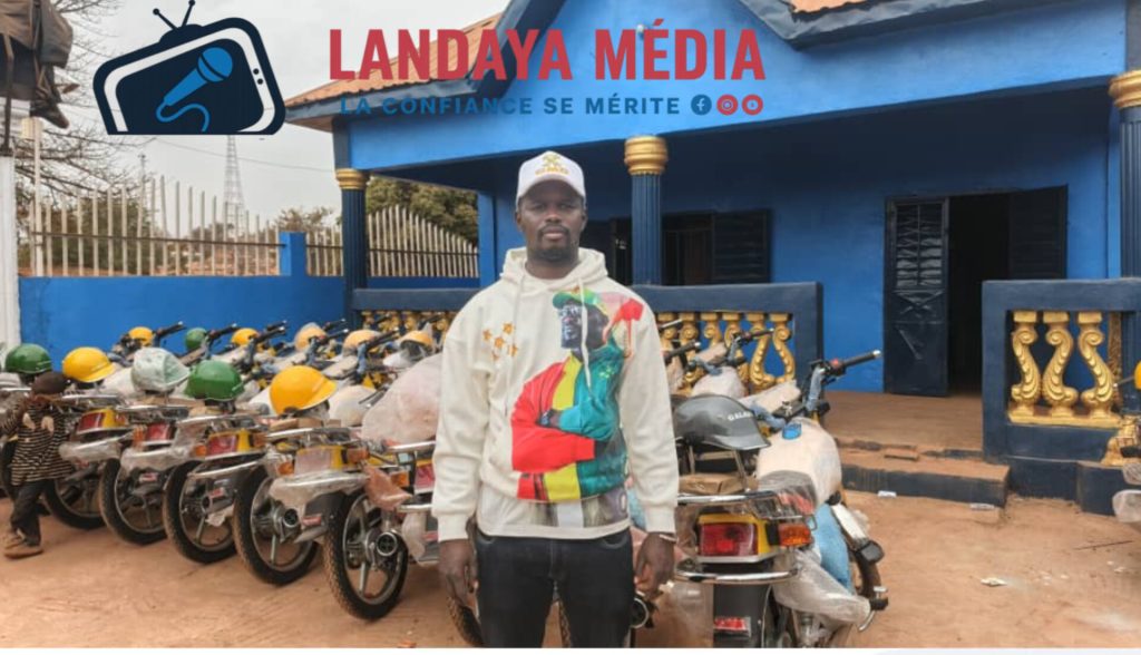 Présidentielle 2025 à Doko : Cellou Camara mobilise le terrain avec 40 motos offertes par Kouranko Mamby.