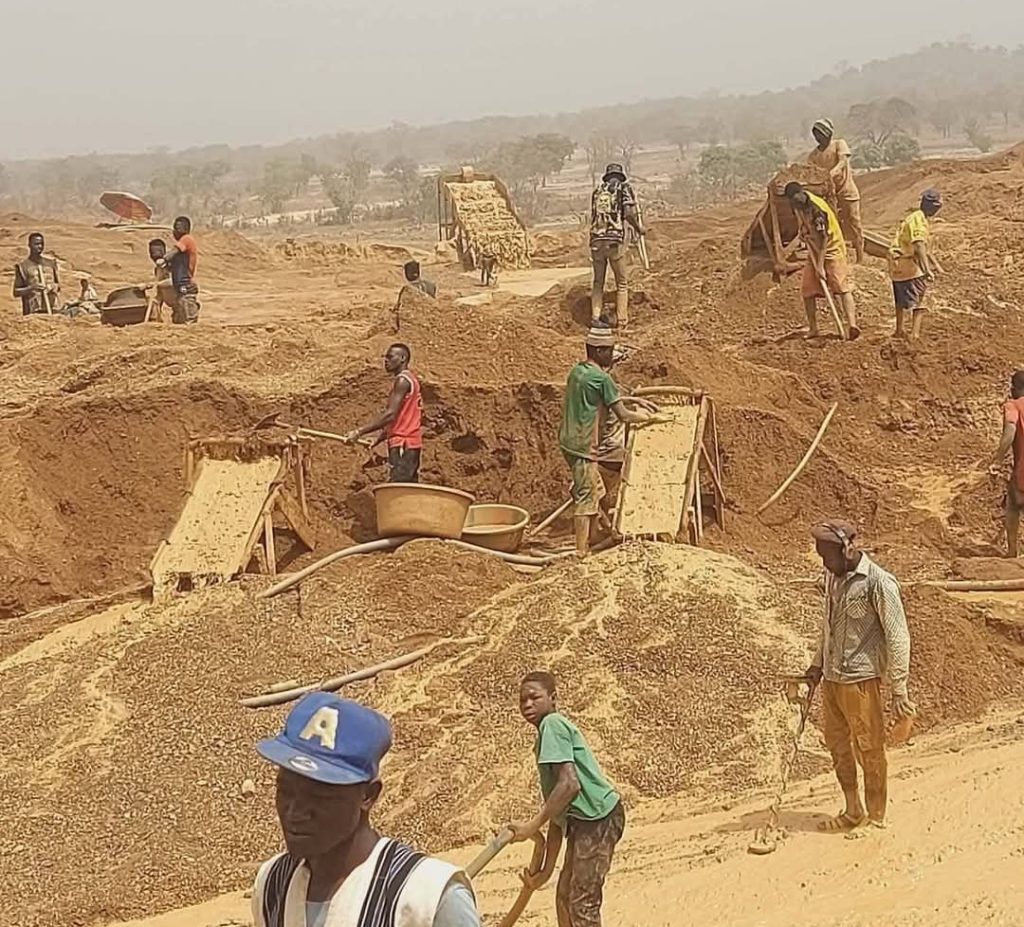 Siguiri : violente attaque dans une mine d’or de Doko, un mort et plusieurs blessés.