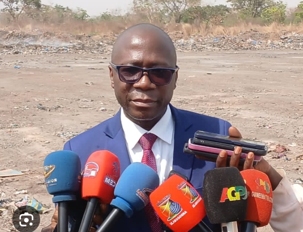 SIGUIRI : LE PROCUREUR DOMINIQUE LOUA DÉMENT LES ACCUSATIONS D’ABDOUL LATIF DIALLO SUR LES DÉCÈS DE DÉTENUS TRANSFÉRÉS DE CONAKRY